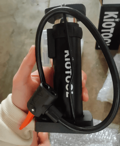 Bơm Xe Đạp Mini Cầm Tay: Giải Pháp Tiện Lợi Cho Mọi Cuộc Hành Trình